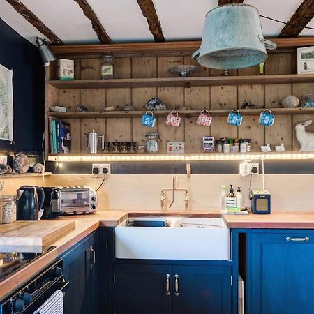 The Dairy, One Bedroom Cottage In A 15Th Century Farmhouse Parham Екстериор снимка
