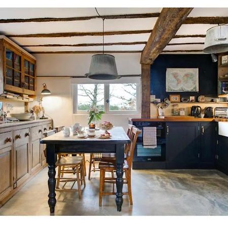The Dairy, One Bedroom Cottage In A 15Th Century Farmhouse Parham Екстериор снимка