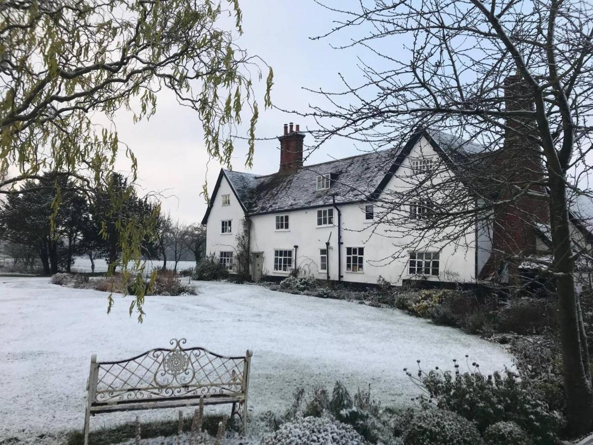 The Dairy, One Bedroom Cottage In A 15Th Century Farmhouse Parham Екстериор снимка